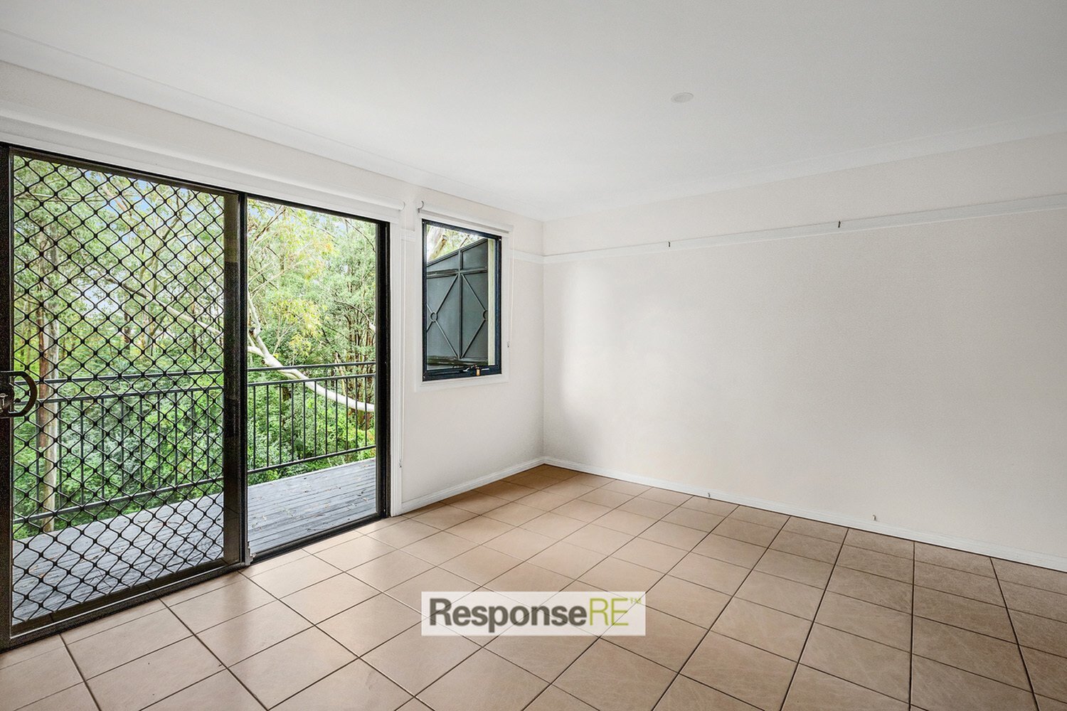 2/11 Pye Avenue, Northmead Sold by ResponseRE Walsh Sullivan Northmead - image 1