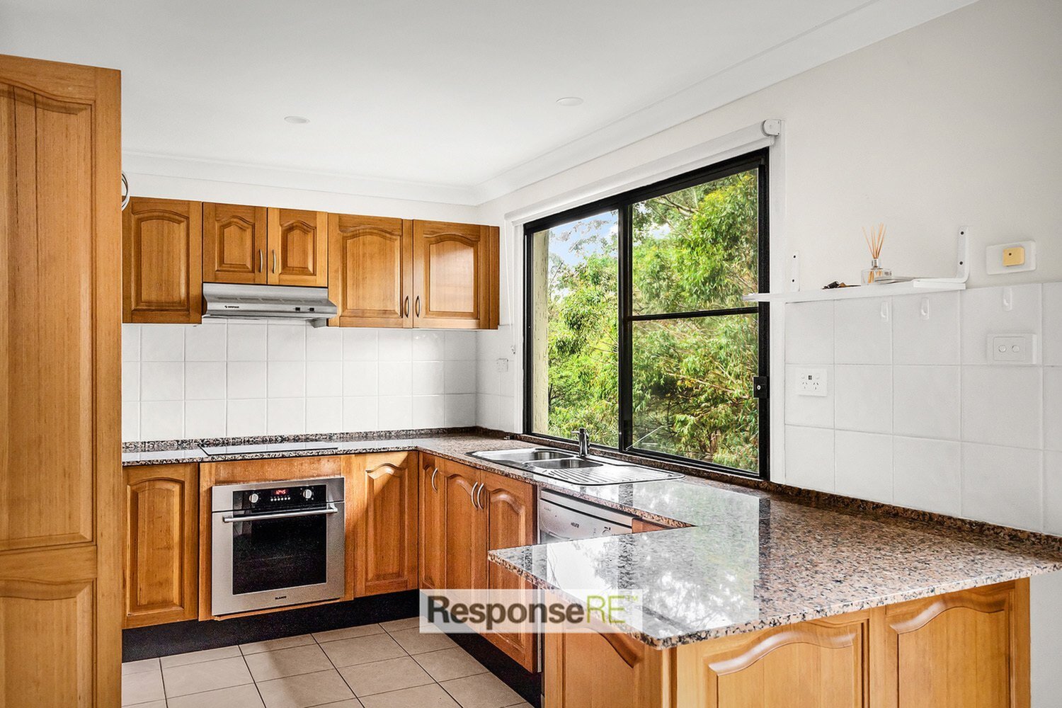 2/11 Pye Avenue, Northmead Sold by ResponseRE Walsh Sullivan Northmead - image 1