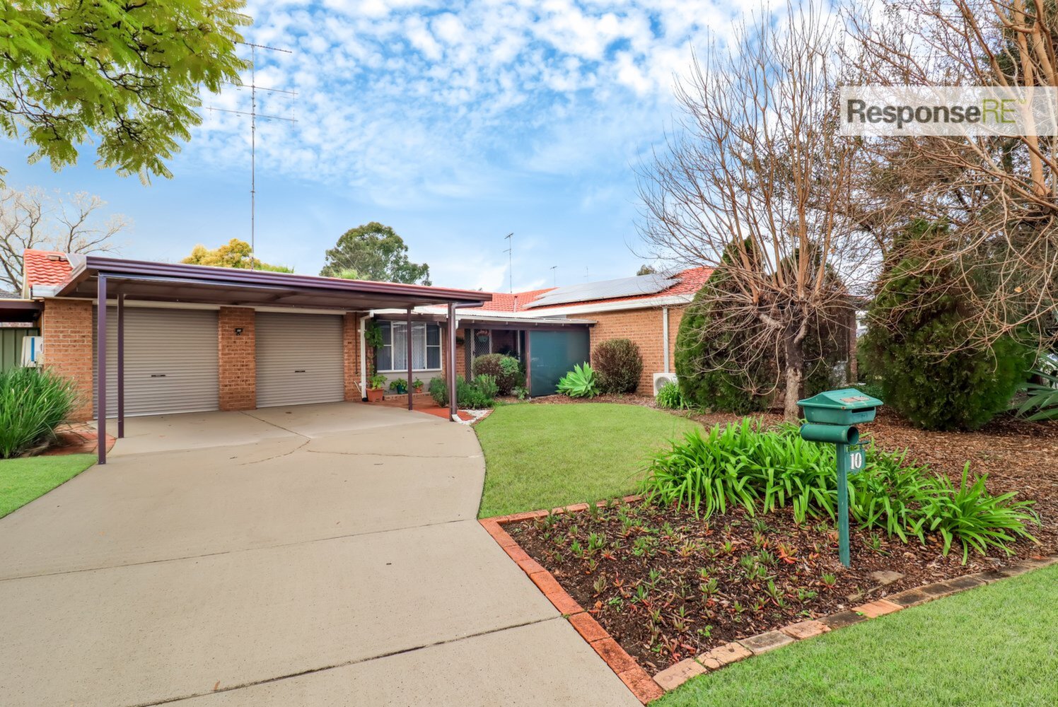 10 Lindridge Street, South Penrith Sold by Response Real Estate Penrith - image 1