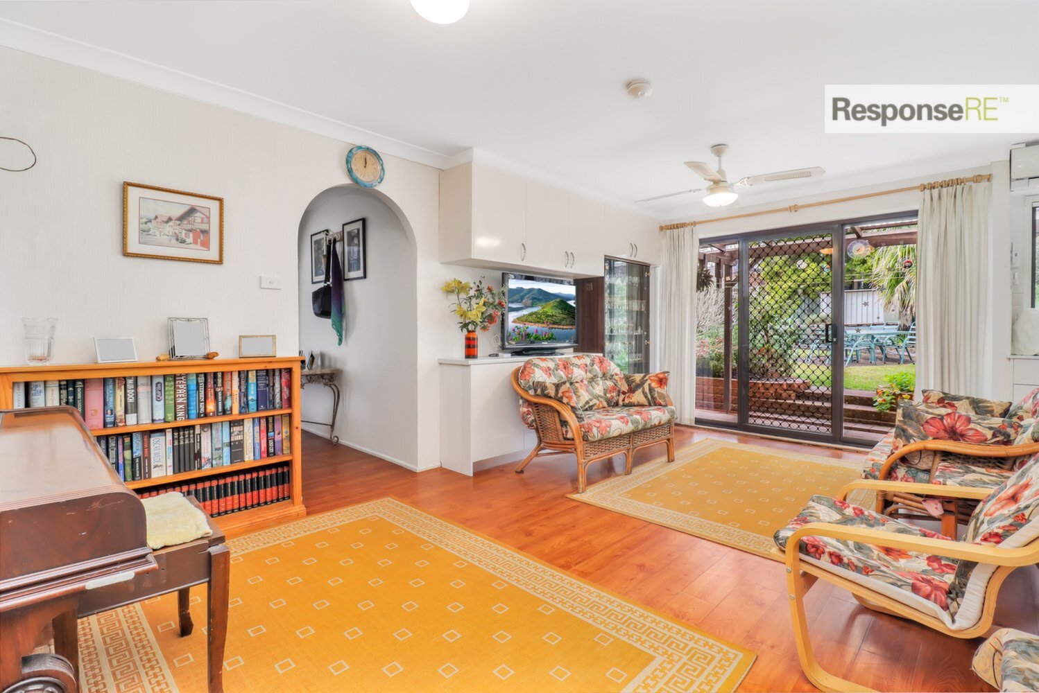 10 Lindridge Street, South Penrith Sold by Response Real Estate Penrith - image 1