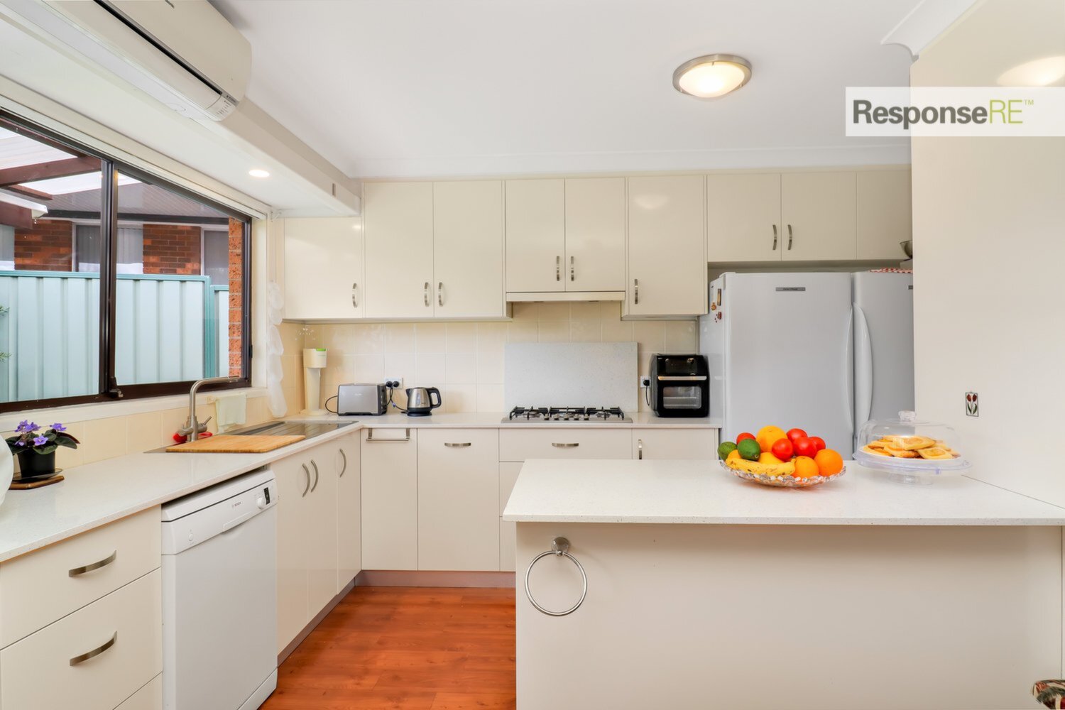 10 Lindridge Street, South Penrith Sold by Response Real Estate Penrith - image 1