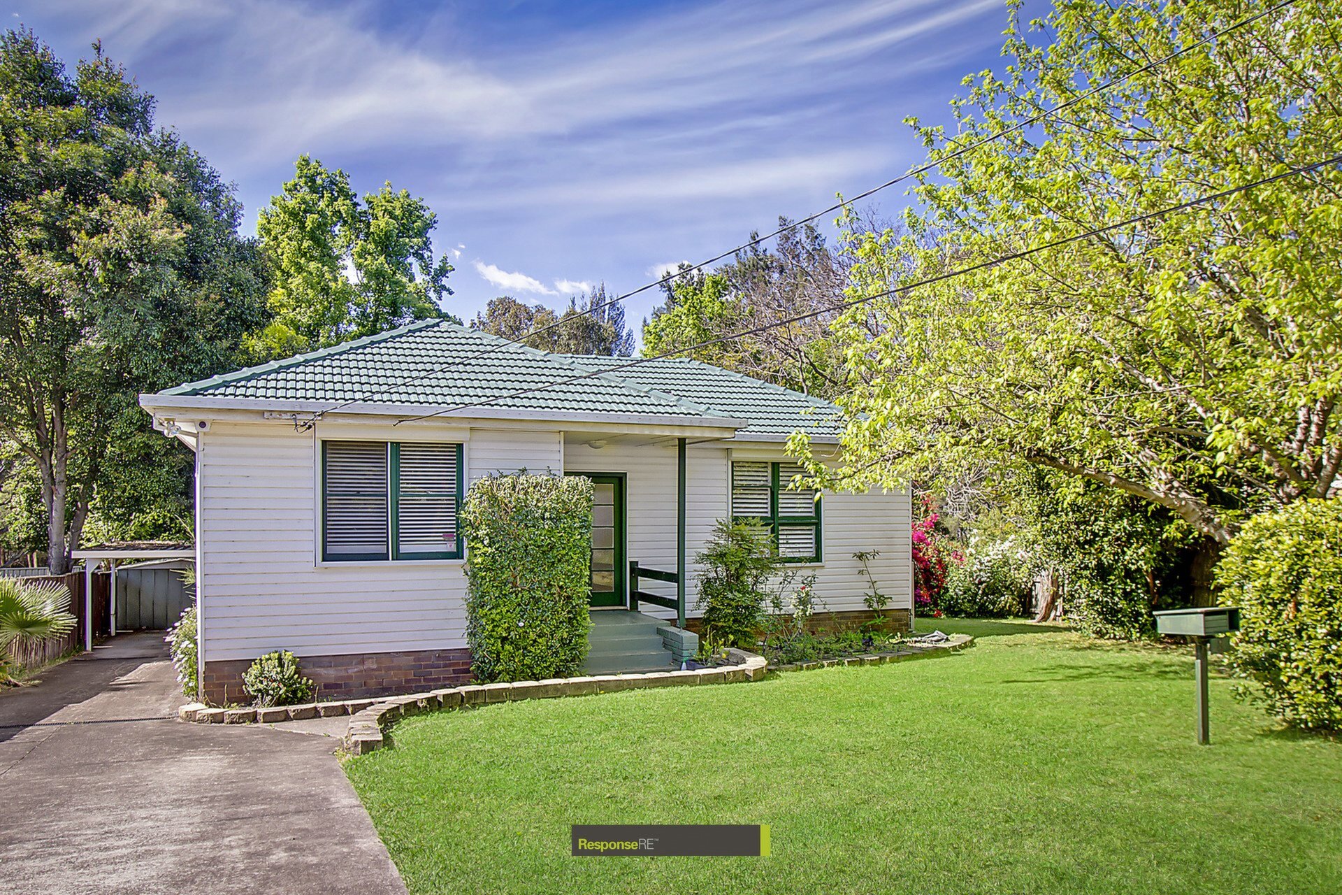 8 Anne Avenue, Seven Hills Sold by ResponseRE Walsh Sullivan Northmead - image 1