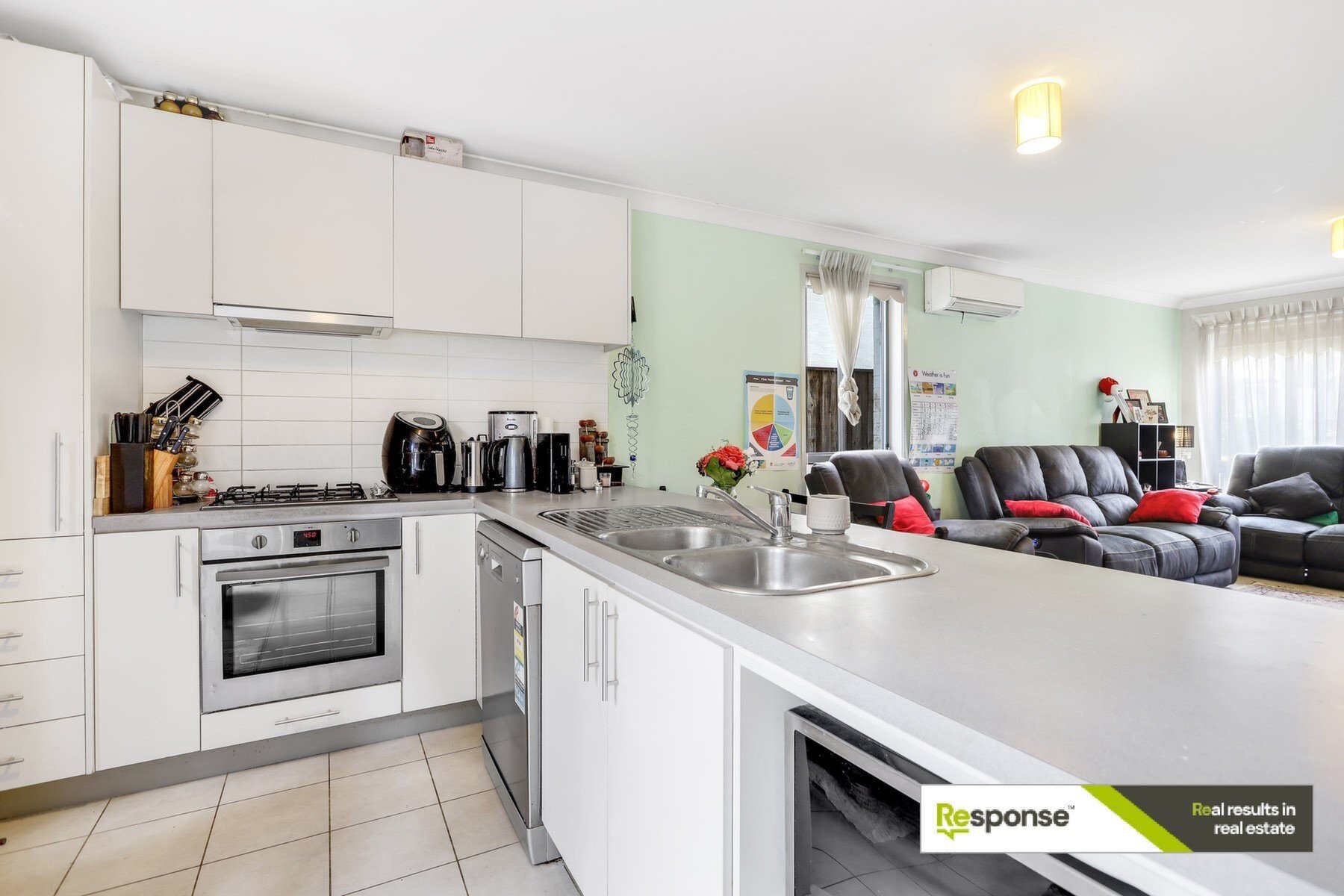 15  Dianella Circuit, Woodcroft Sold by ResponseRE Quakers Hill & Bella Vista - image 1