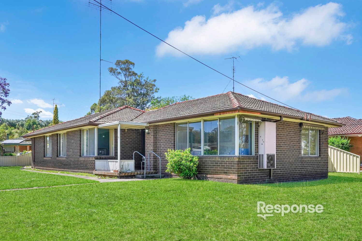 8 Apsley Court, Cranebrook Sold by Response Real Estate Penrith - image 1