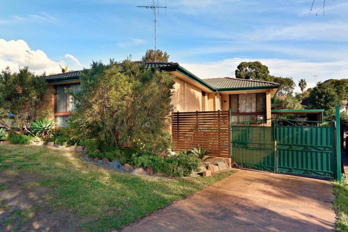 44 Glenbrook Street, Jamisontown Sold by Response Real Estate Penrith - image 1