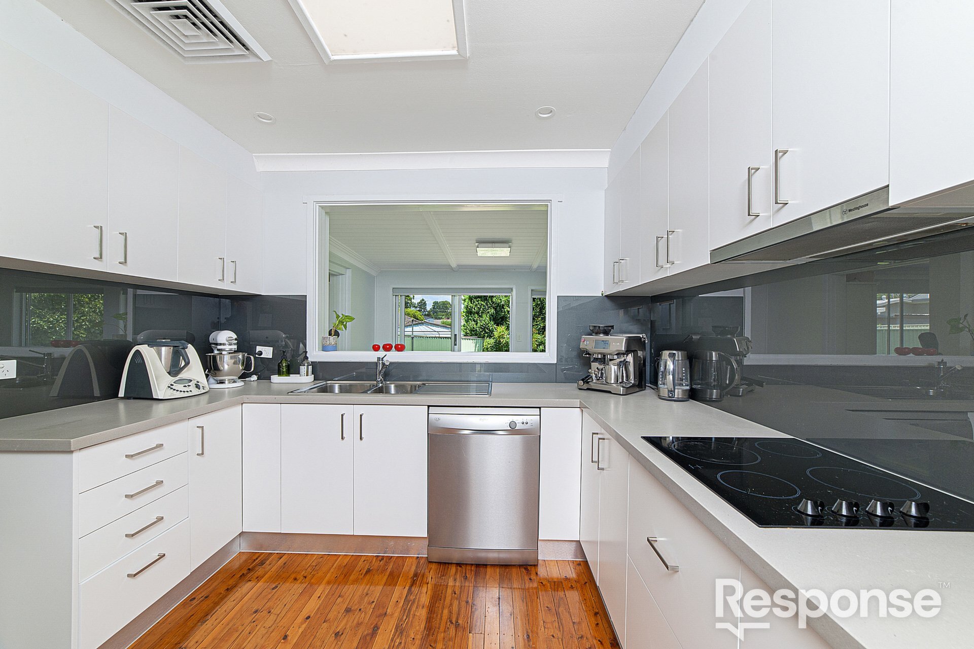 6 Mawarra Crescent, Kellyville Sold by ResponseRE - image 1