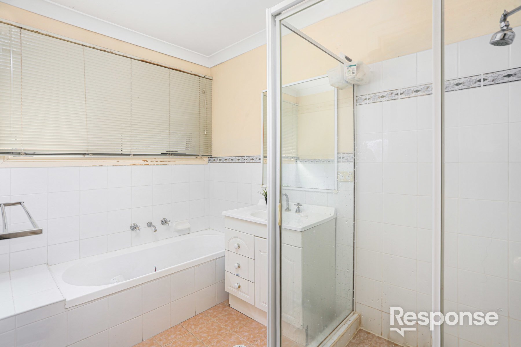 27 Cumming Crescent, Quakers Hill Sold by ResponseRE Quakers Hill & Bella Vista - image 1