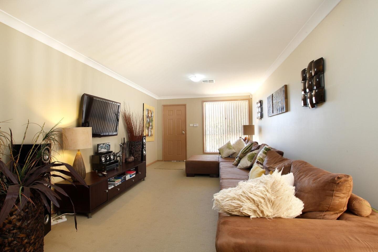 1/236b Jamison Road, Penrith South Sold by Response Real Estate Penrith - image 1