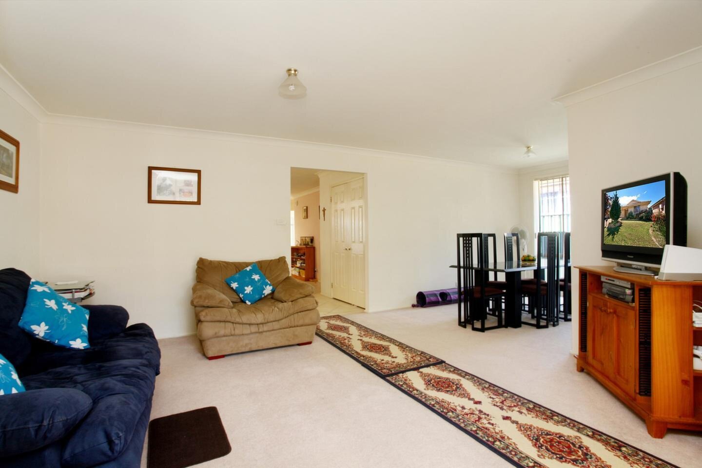 31 Sunningdale Drive, Glenmore Park Sold by Response Real Estate Penrith - image 1