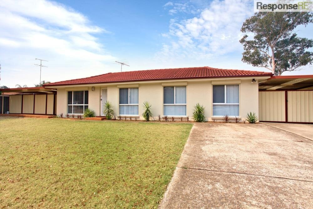 5 Primrose Circuit, Claremont Meadows Sold by Response Real Estate Penrith - image 1
