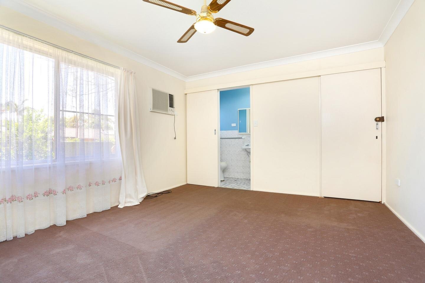 61 Harrow Road, Cambridge Park Sold by Response Real Estate Penrith - image 1