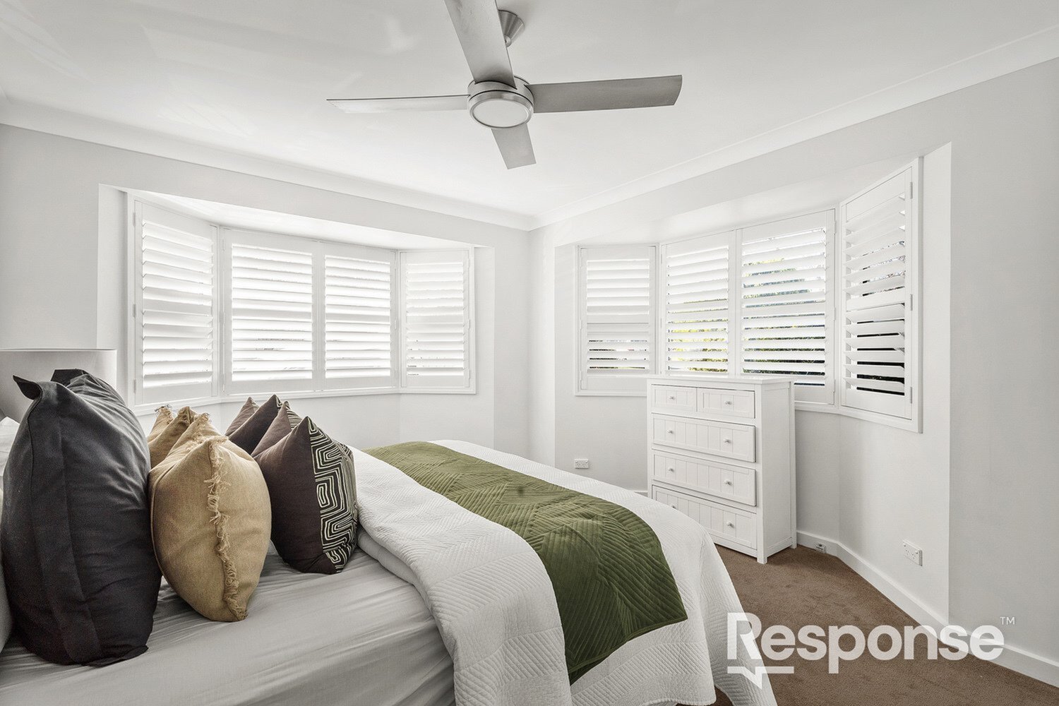 72 Model Farms Road, Winston Hills Sold by ResponseRE Walsh Sullivan Northmead - image 1