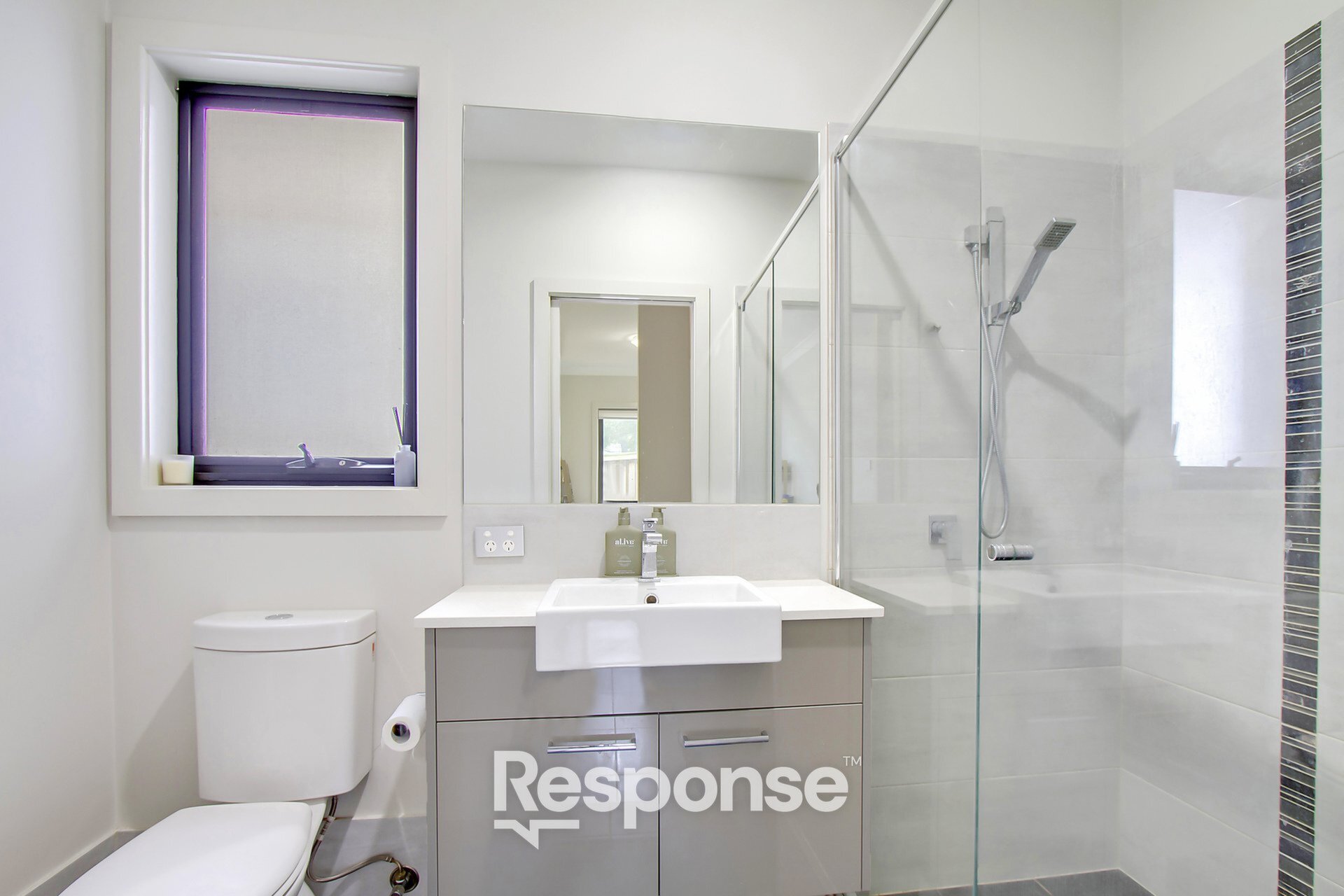 5a Blackett Drive, Castle Hill Leased by ResponseRE - image 1