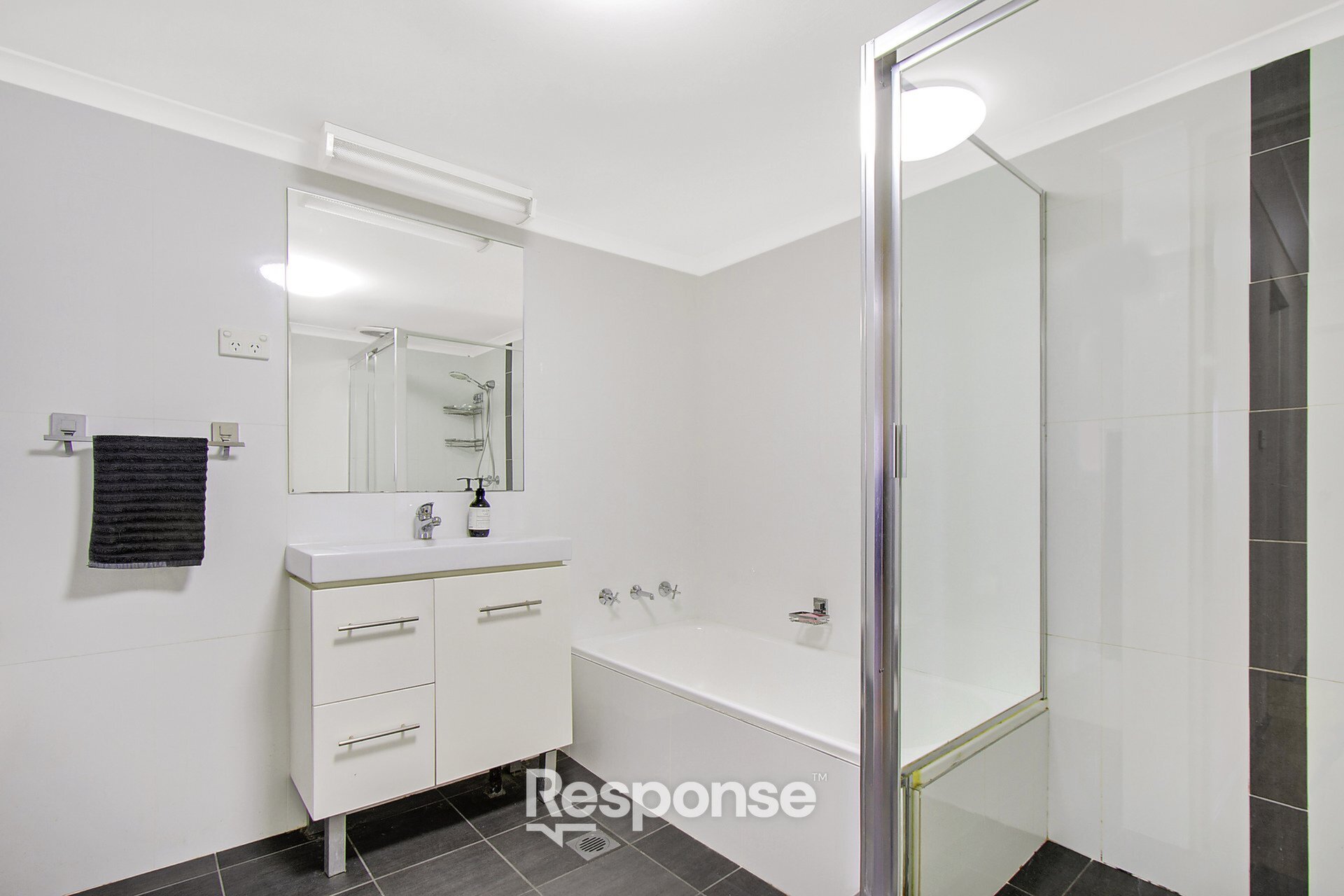 33/20 Great Western Highway, Parramatta Sold by ResponseRE Walsh Sullivan Northmead - image 1