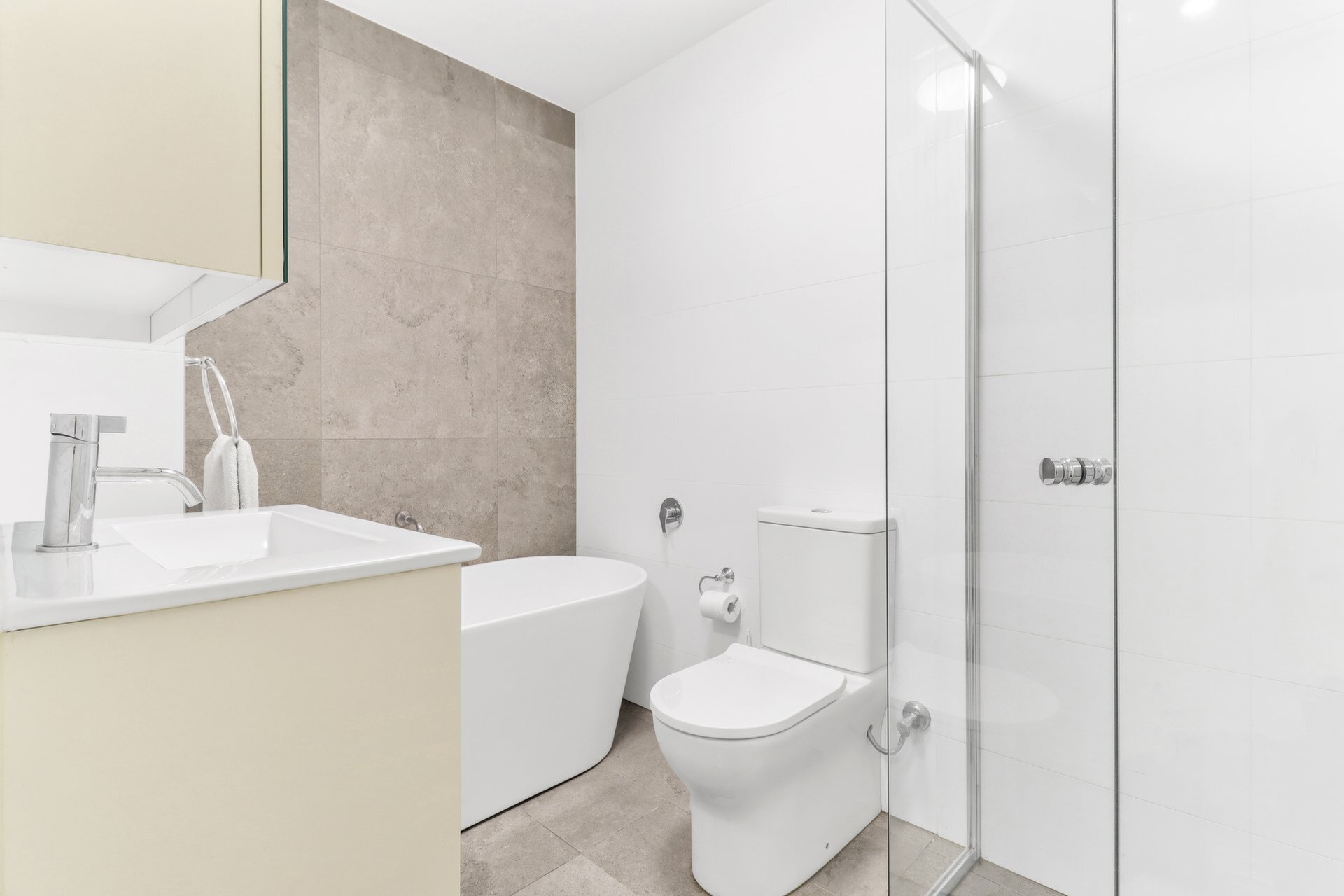 28/2 Bingham Street, Schofields Sold by ResponseRE - image 1