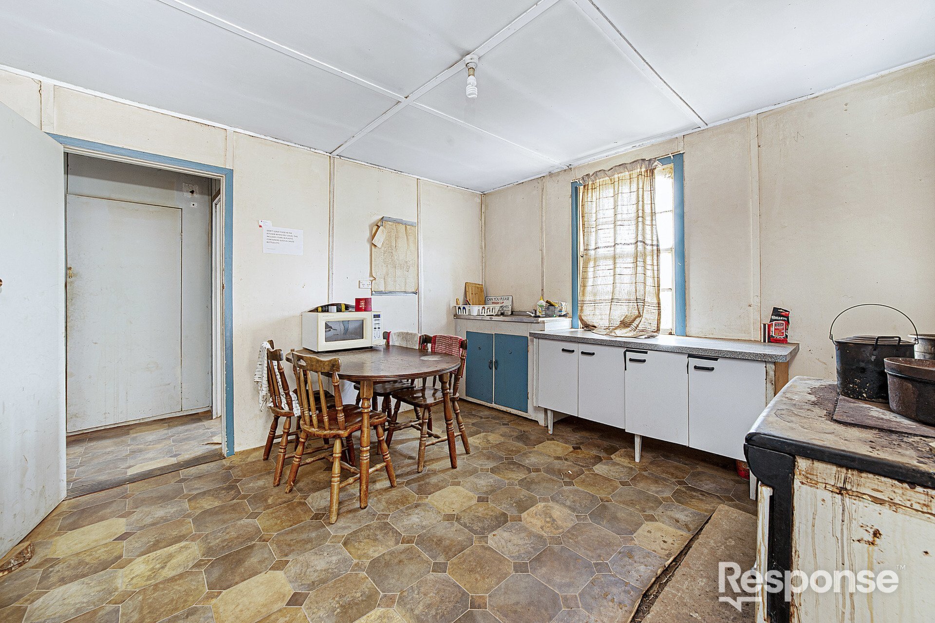 1587 Kentucky Road, Neville Sold by ResponseRE - image 1