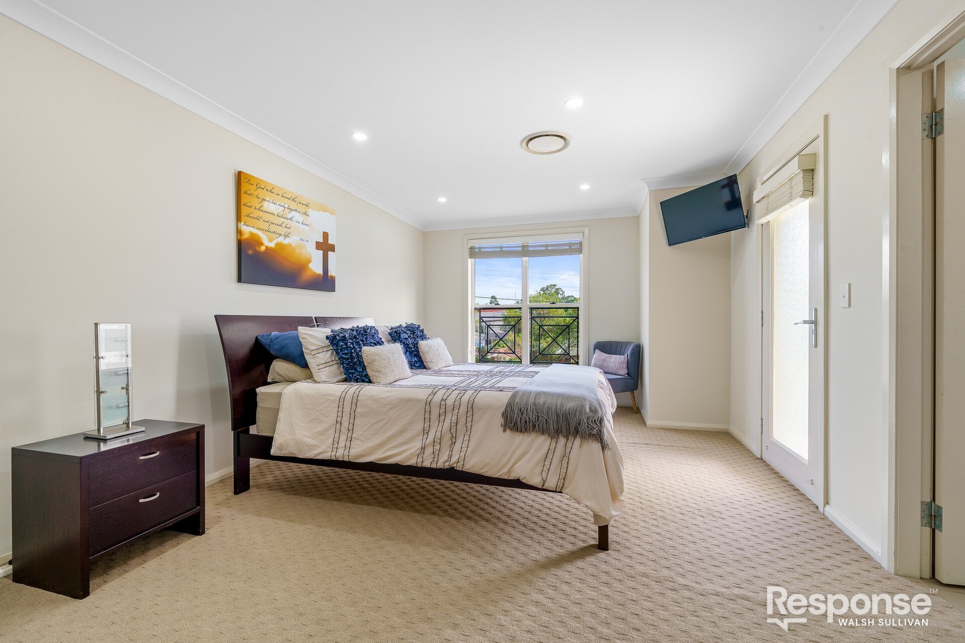 17 Murrills Crescent, Baulkham Hills Sold by ResponseRE Walsh Sullivan Baulkham Hills - image 1