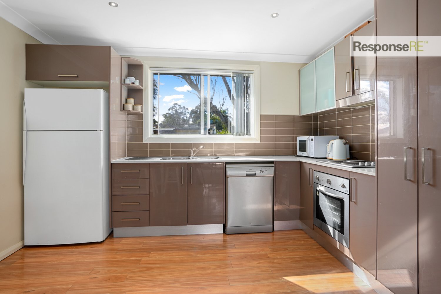 28 Glenn Street, Dean Park Sold by ResponseRE - image 1