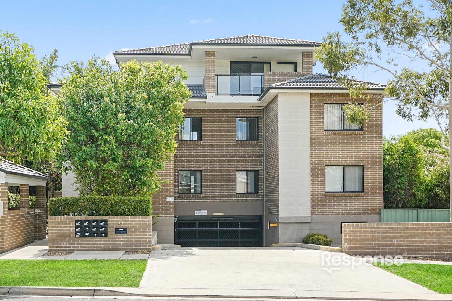 2/31 King Street, Penrith Sold by Response Real Estate Penrith - image 1