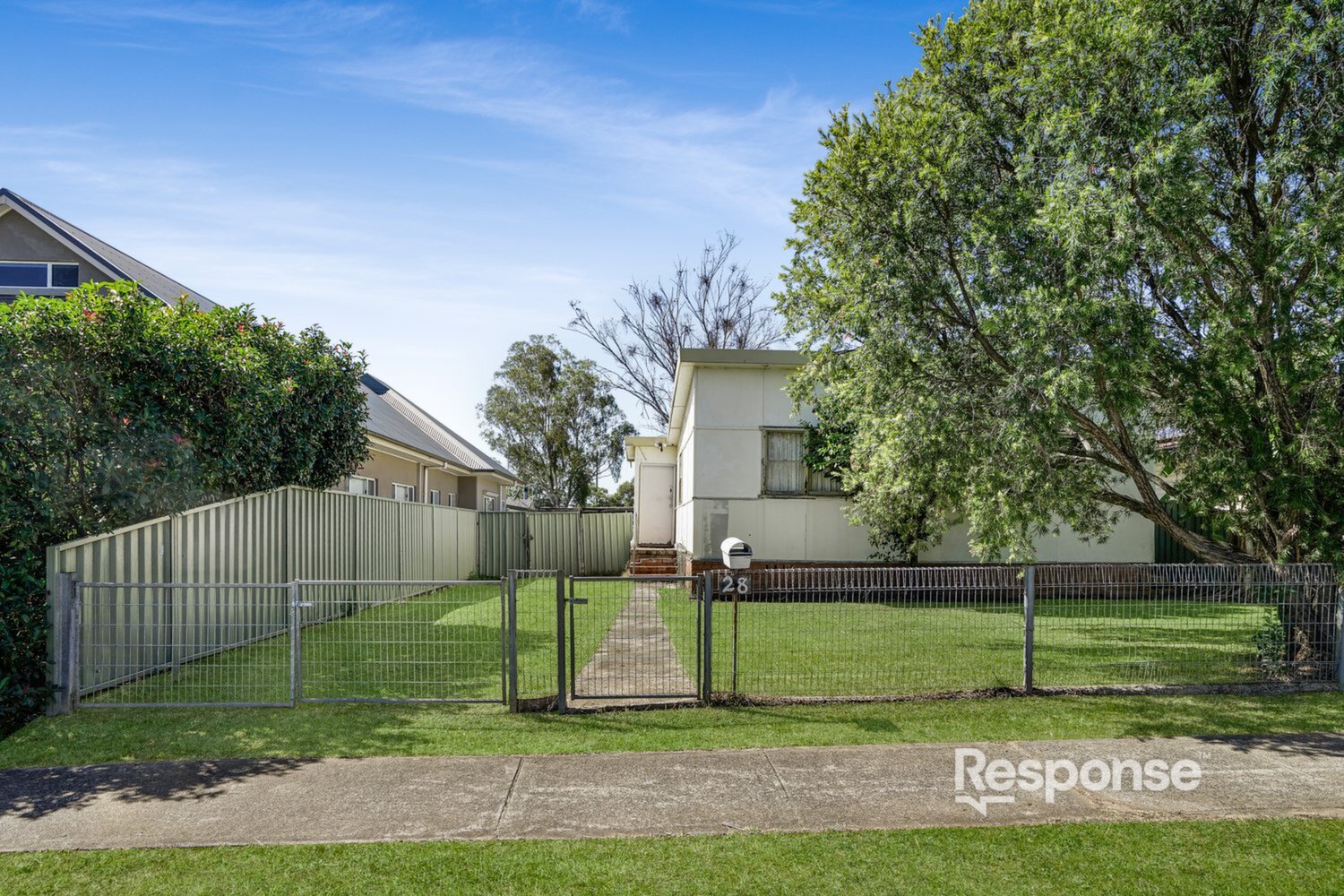 28 Cam Street, Cambridge Park Sold by Response Real Estate Penrith - image 1