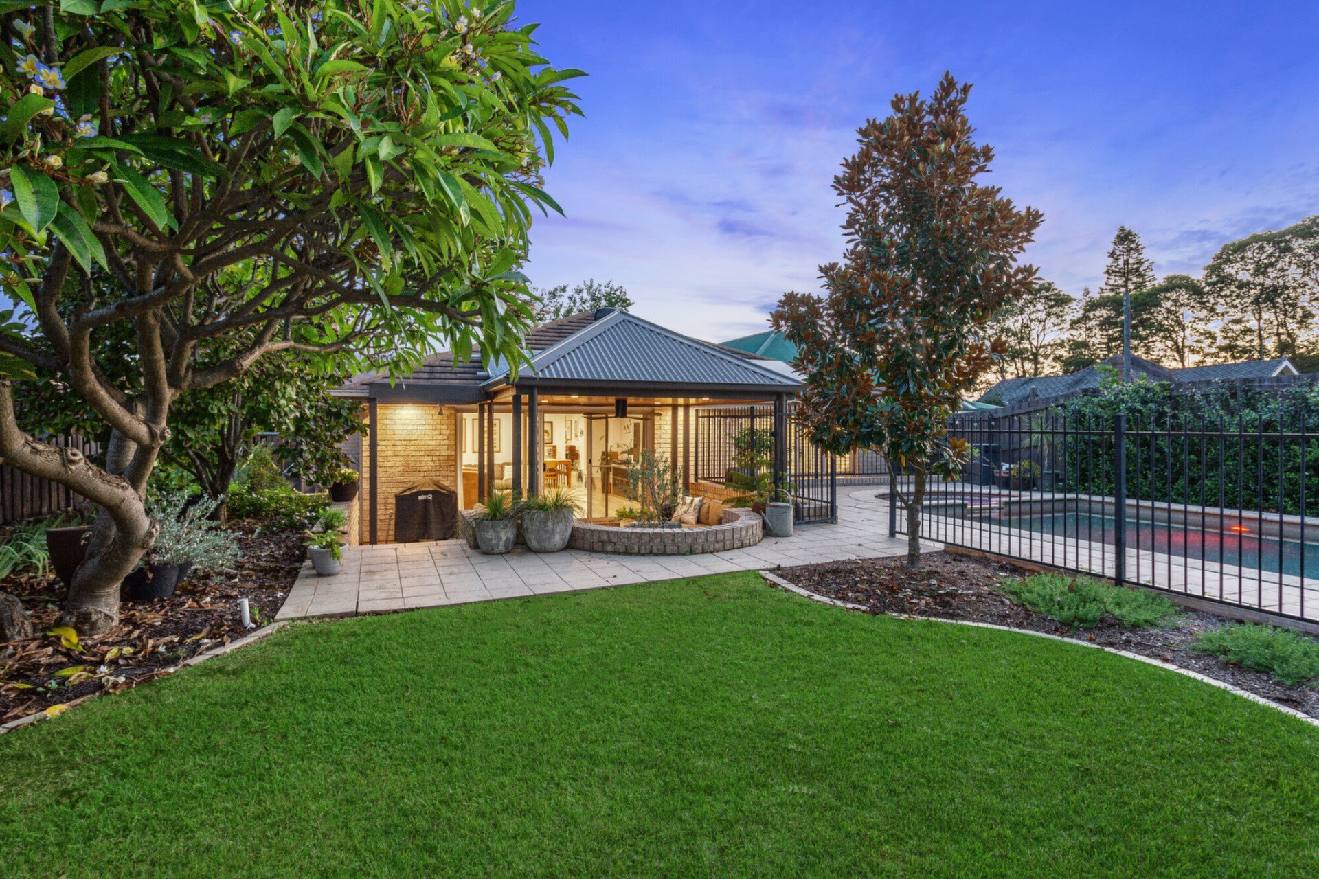 9 Thomas Street, Northmead Sold by ResponseRE Walsh Sullivan Baulkham Hills - image 1