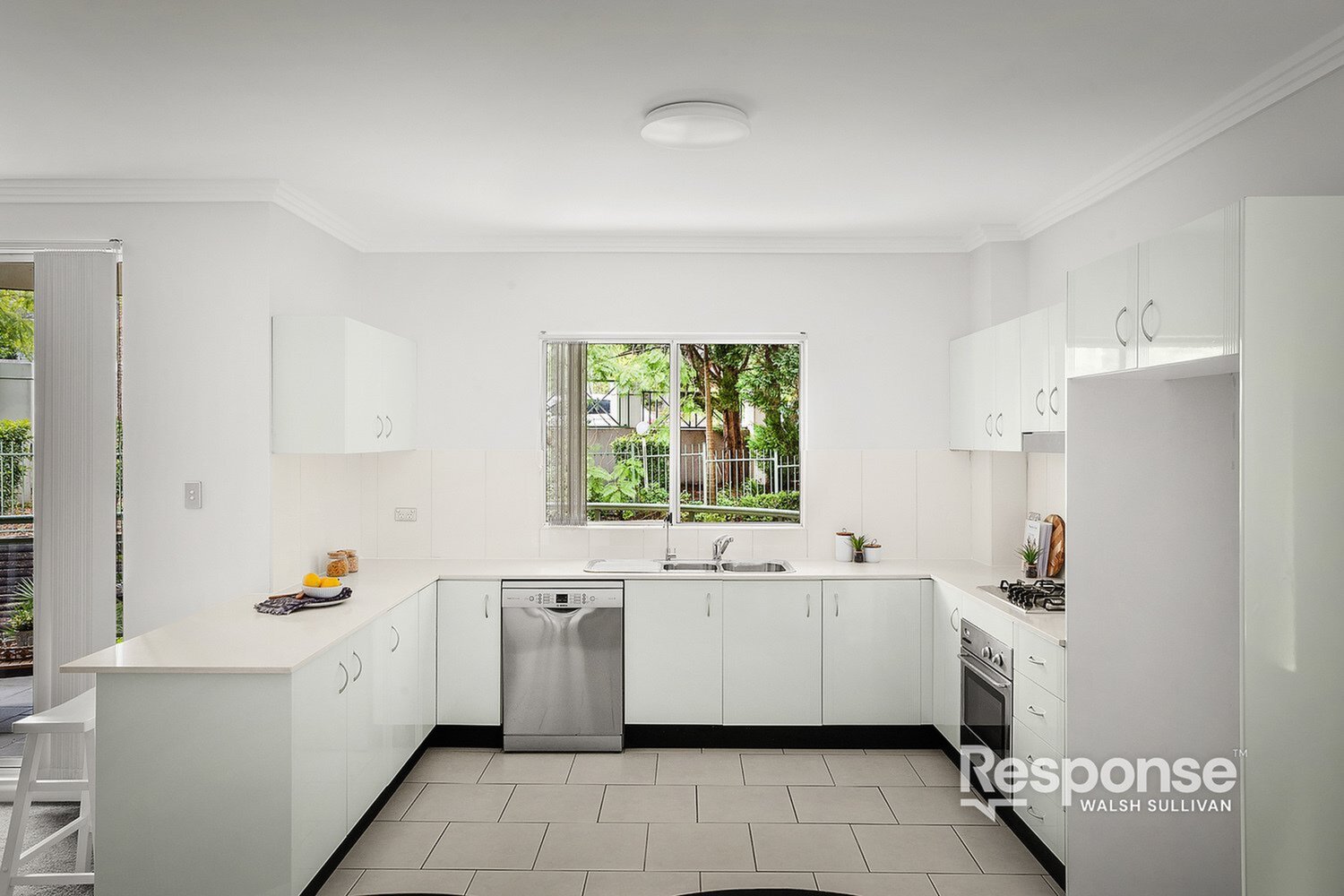 38/8-14 Mercer Street, Castle Hill Sold by ResponseRE Walsh Sullivan Northmead - image 1