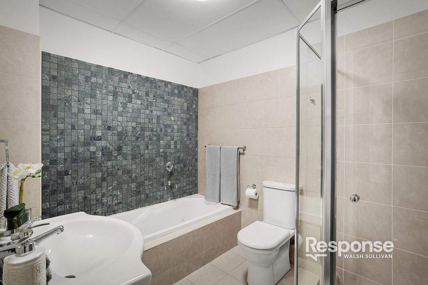 38/8-14 Mercer Street, Castle Hill Sold by ResponseRE Walsh Sullivan Northmead - image 1