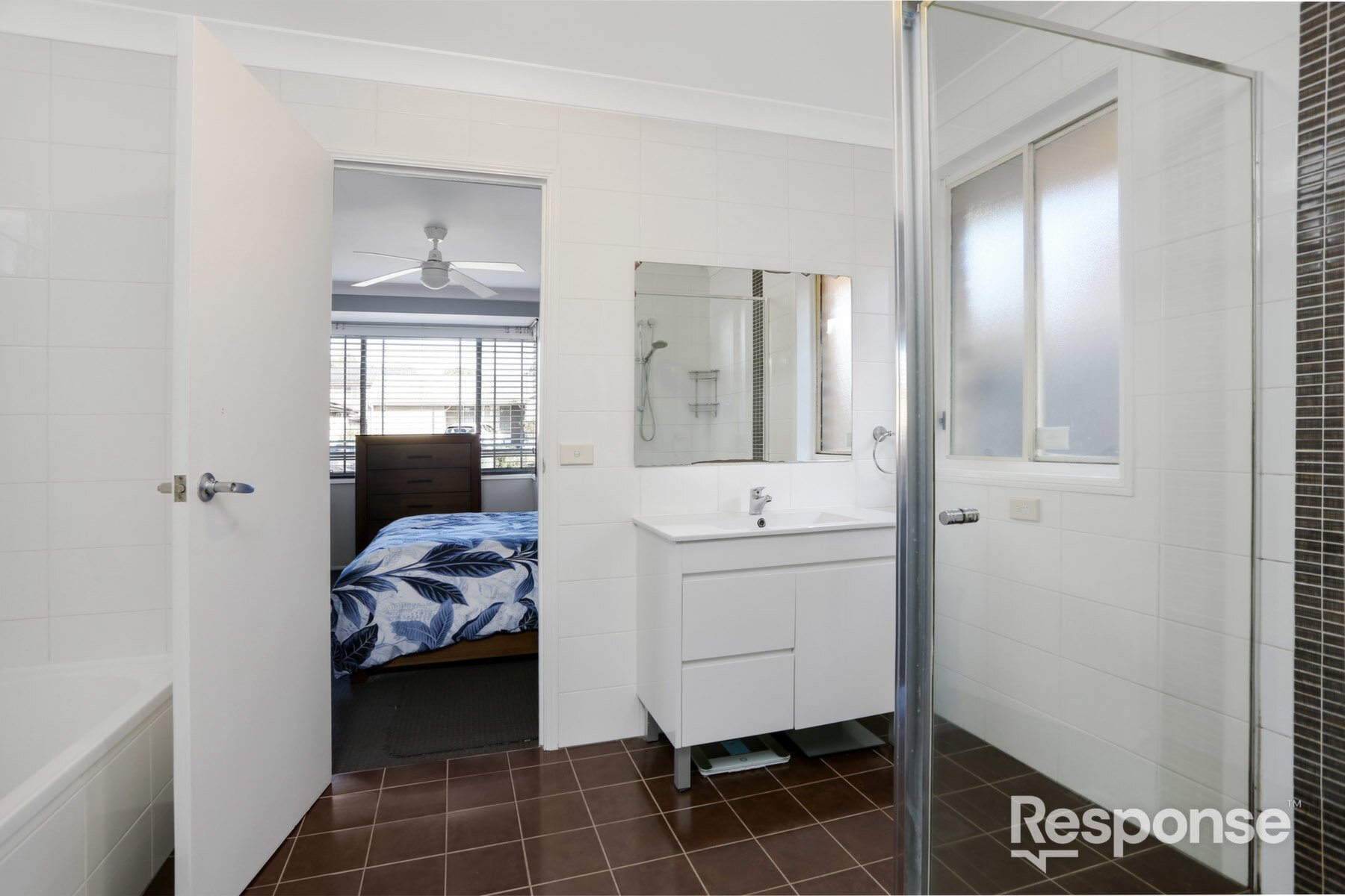 4 Morgan Place, Glendenning Sold by ResponseRE Norwest - image 1