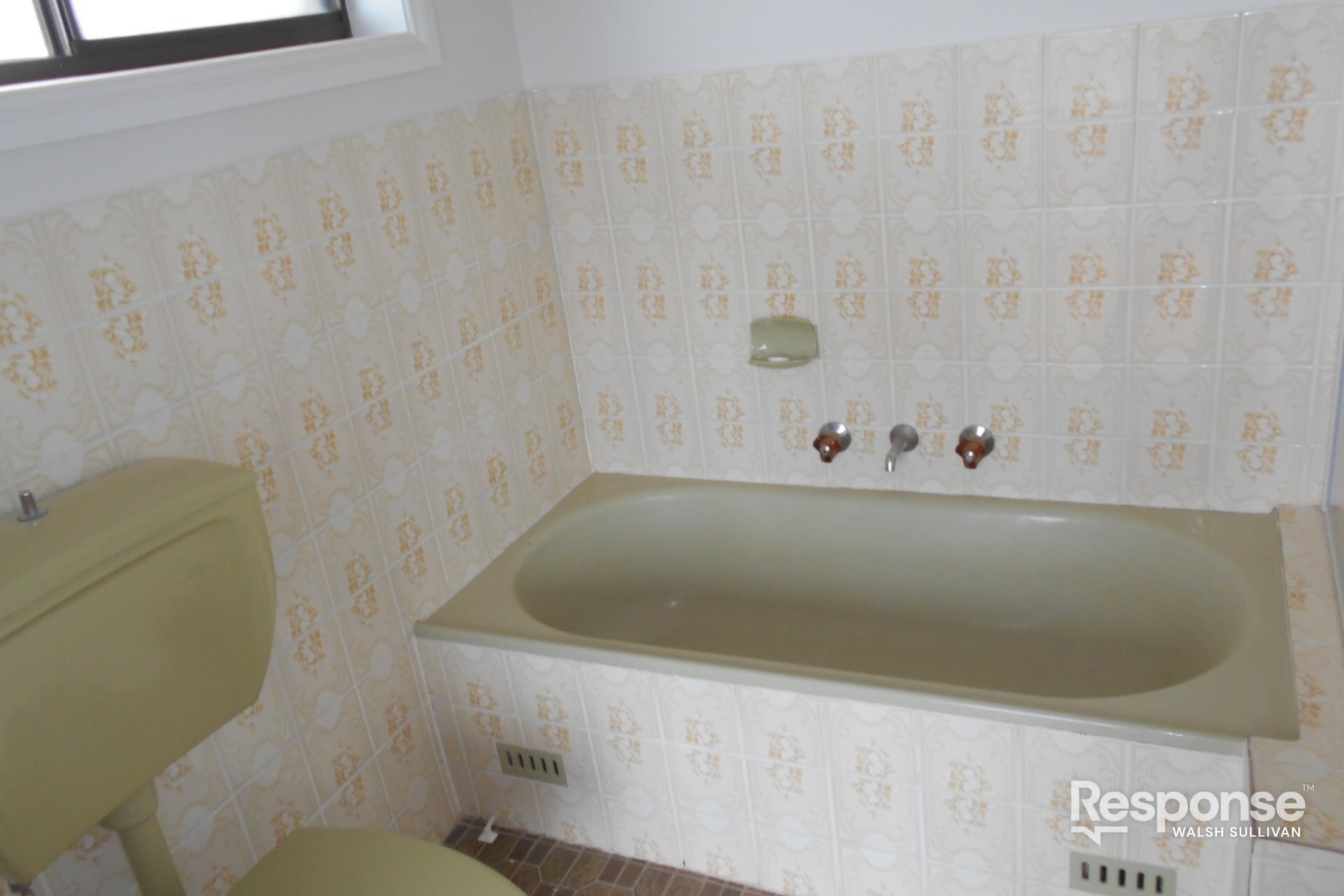 243 Caroline Chisholm Drive, Winston Hills Leased by ResponseRE Walsh Sullivan Northmead - image 1