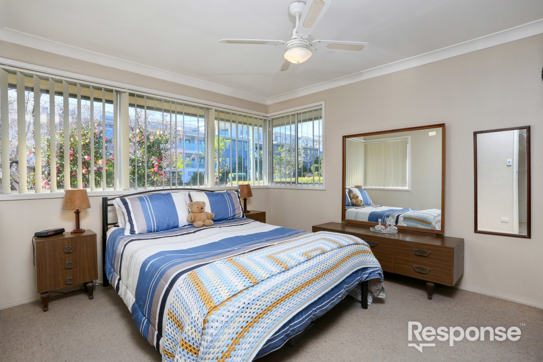 30 Langdon Road, Winston Hills Sold by ResponseRE Norwest - image 1