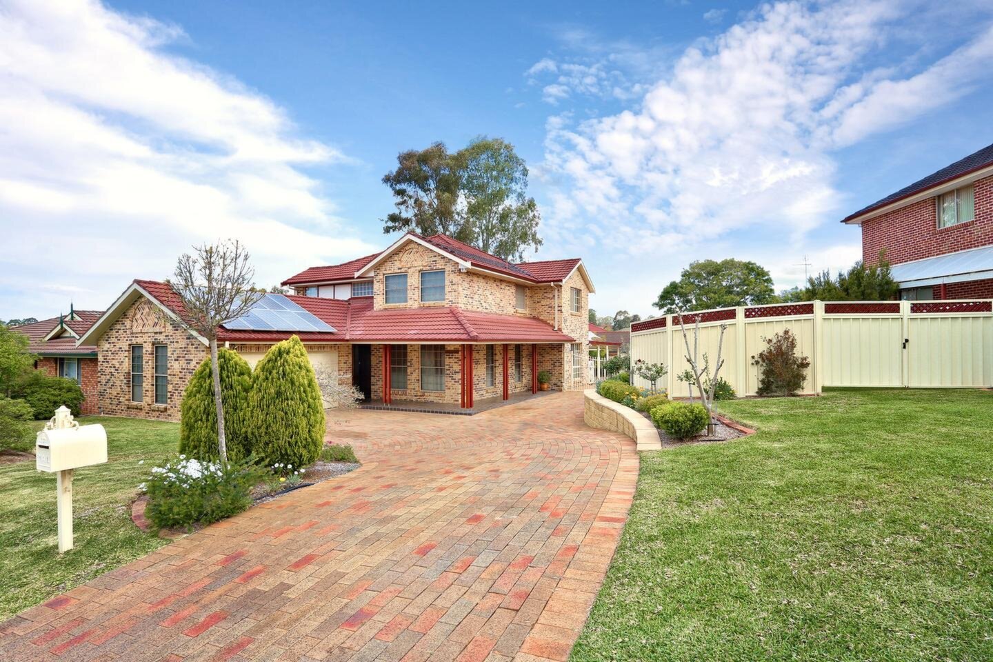 2 Eliza Place, Glenmore Park Sold by Response Real Estate Penrith - image 1