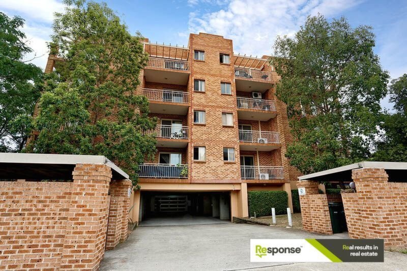 22/25-27 Fourth Avenue, Blacktown Leased by ResponseRE - image 1