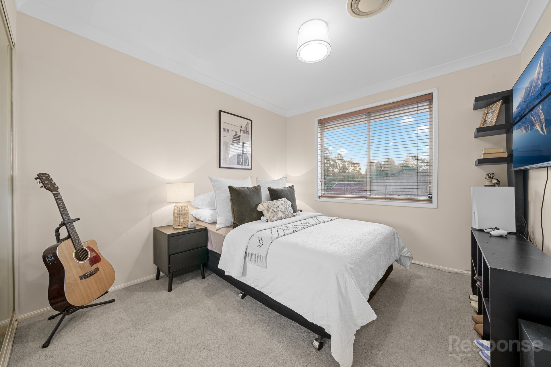 10 Clovelly Circuit, Kellyville Sold by ResponseRE - image 1