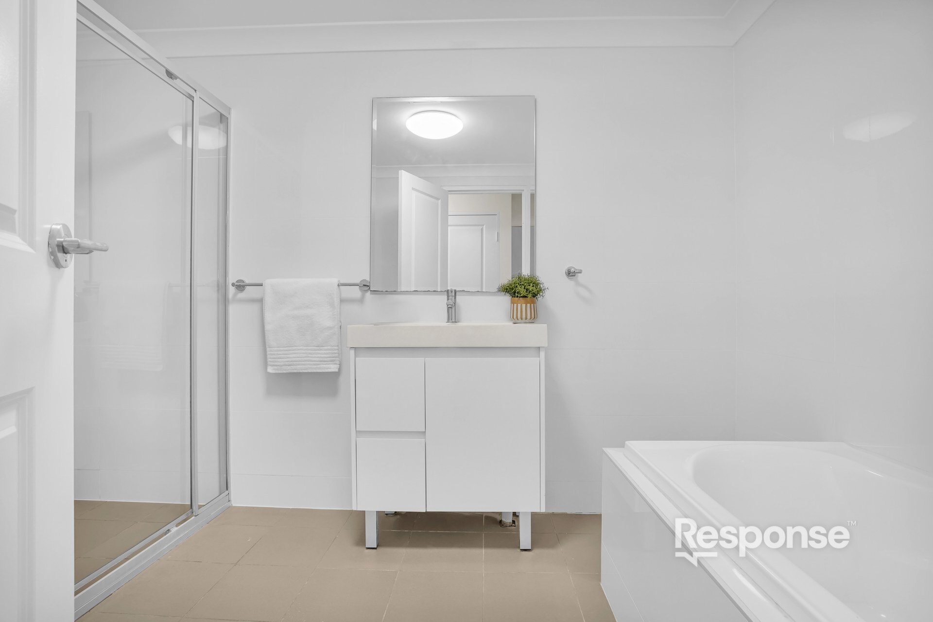 4/31 King Street, Penrith Sold by Response Real Estate Penrith - image 1