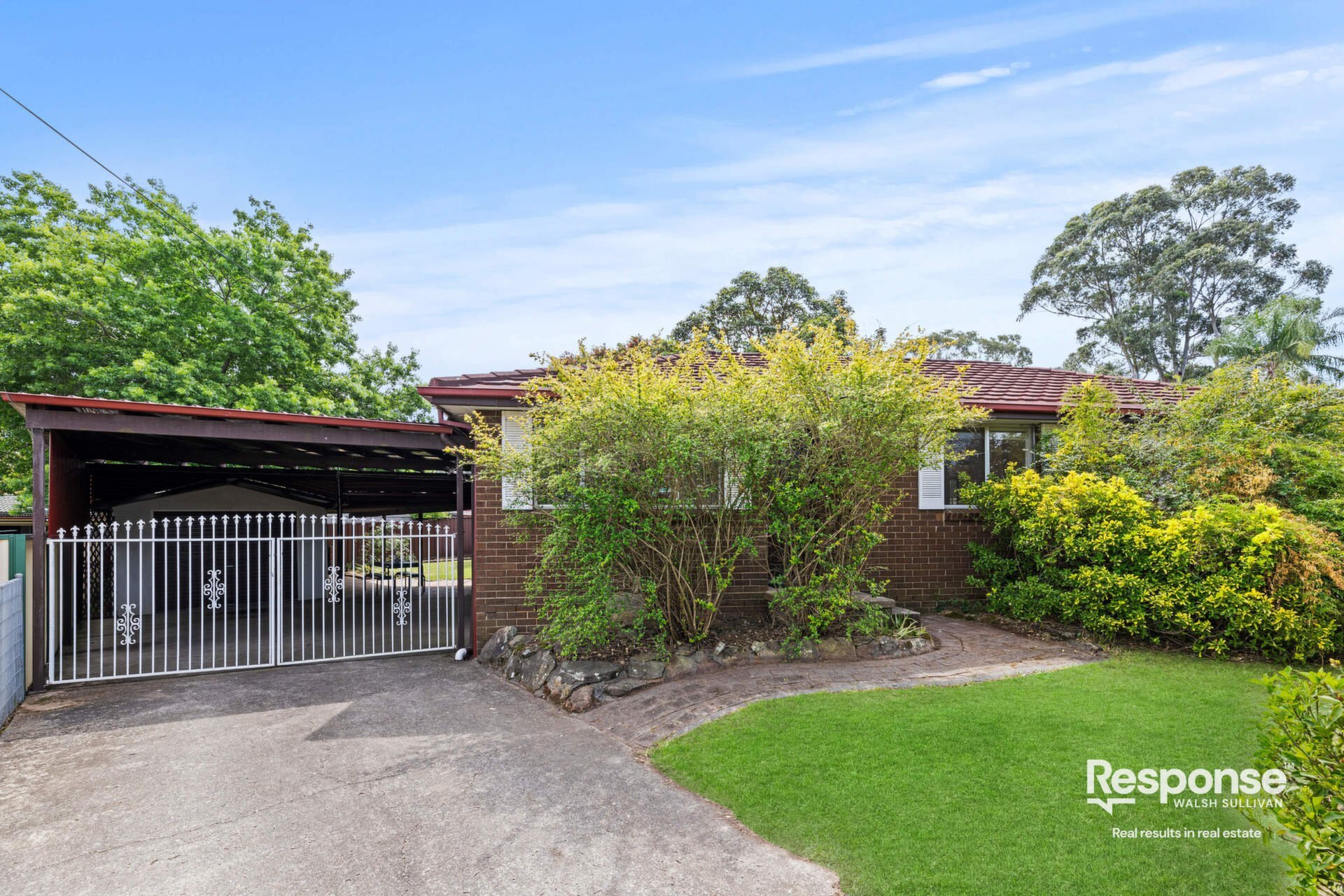 6 Loy Place, Quakers Hill Sold by ResponseRE Walsh Sullivan Northmead - image 1