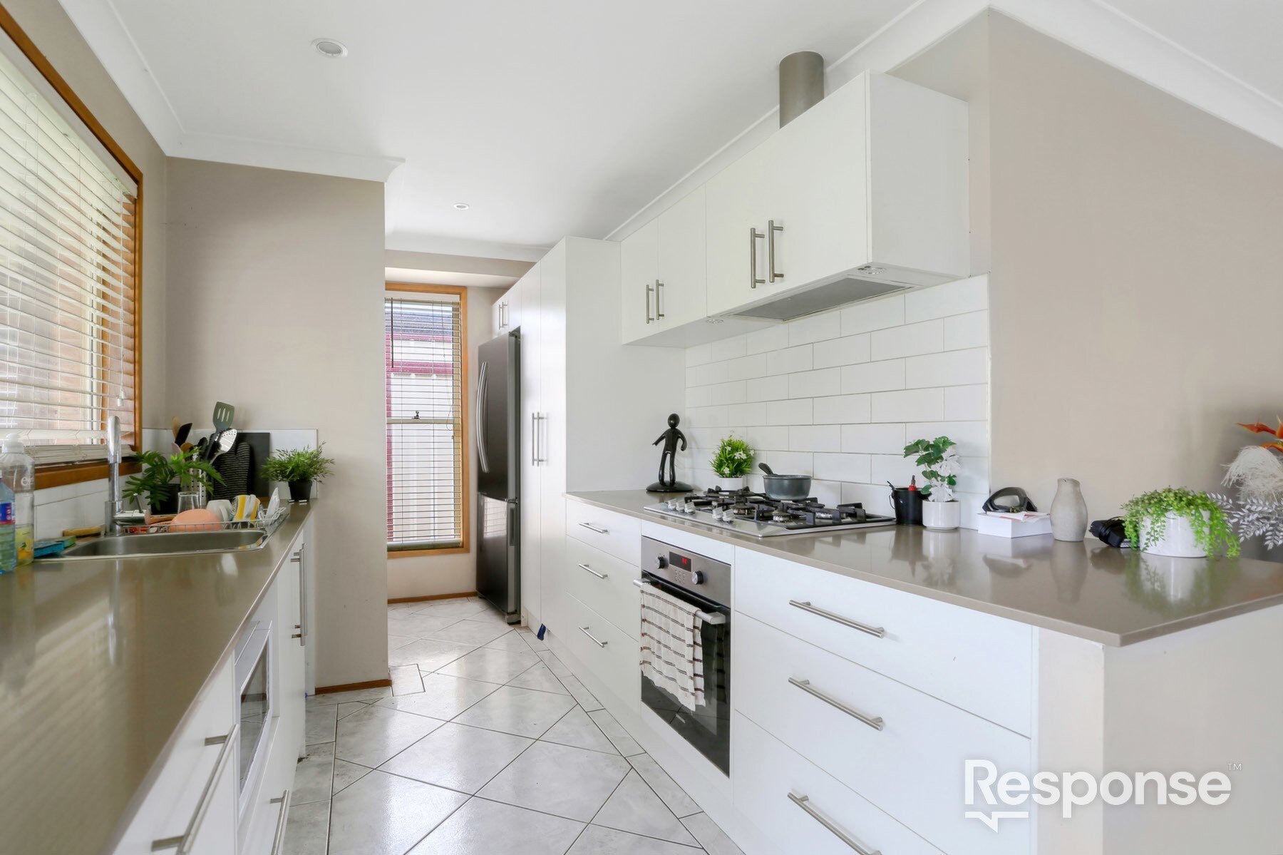 92 Woodley Crescent, Glendenning Sold by ResponseRE Norwest - image 1