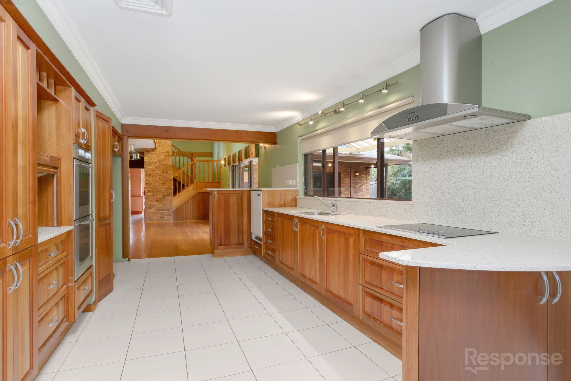 10 Cadman Crescent, Castle Hill Leased by ResponseRE - image 1