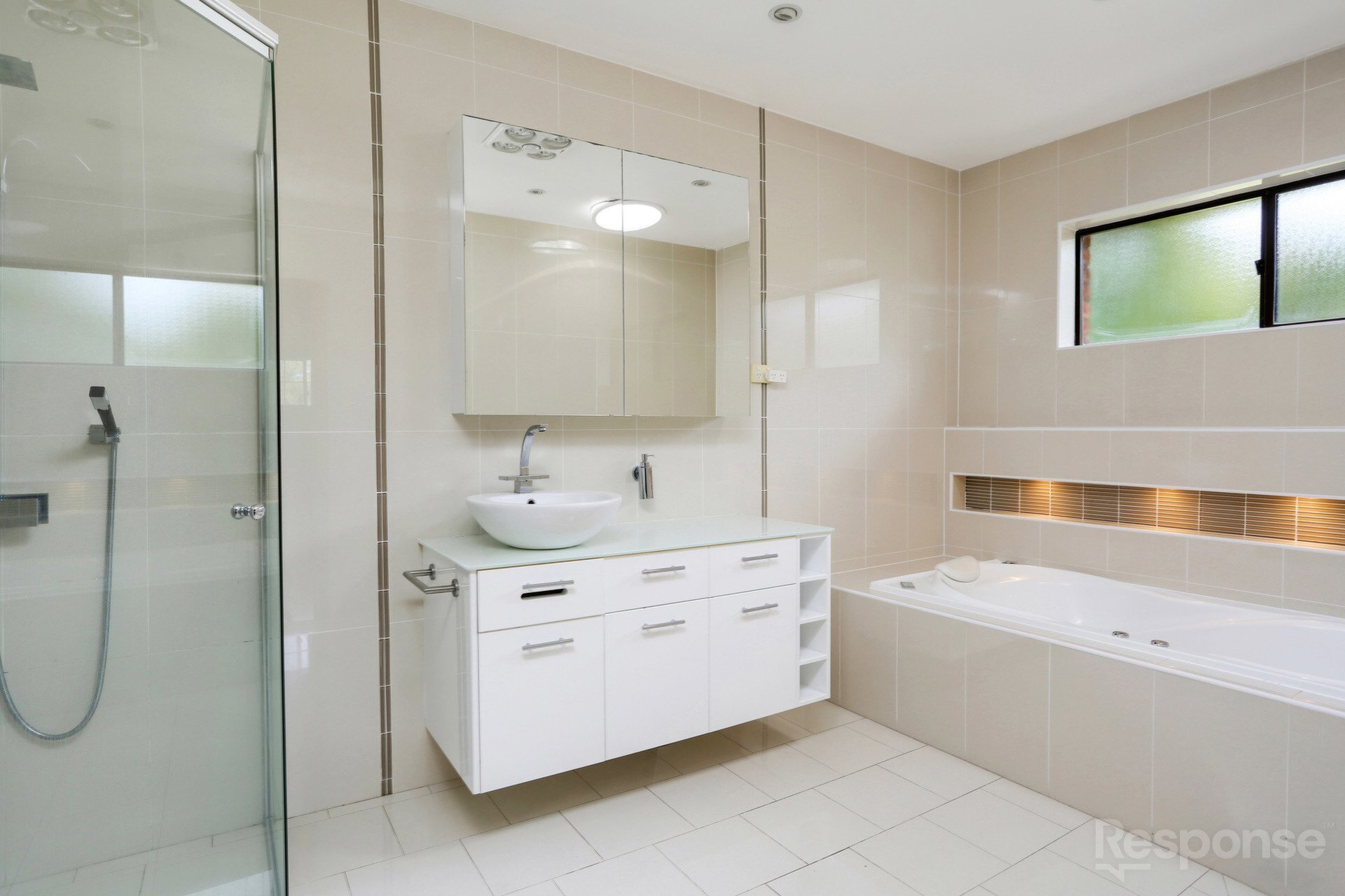 10 Cadman Crescent, Castle Hill Leased by ResponseRE - image 1