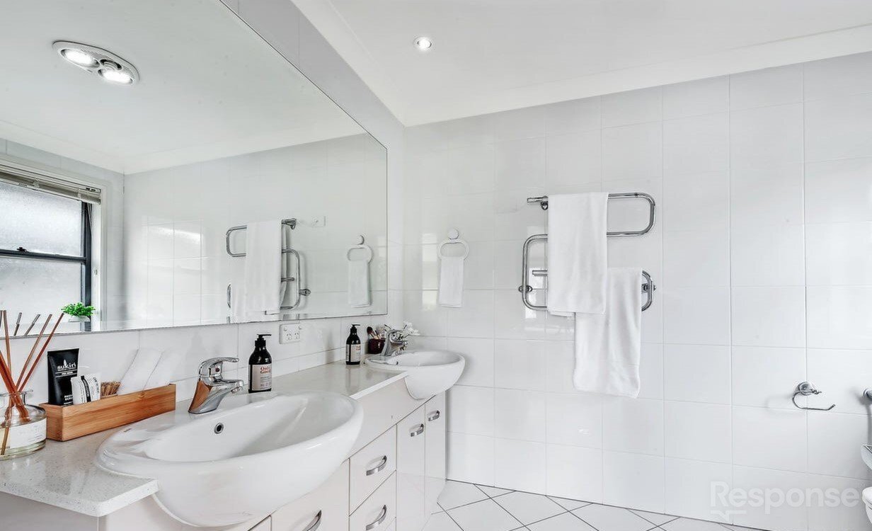 17 Chestnut Grove, Kellyville Leased by ResponseRE - image 1