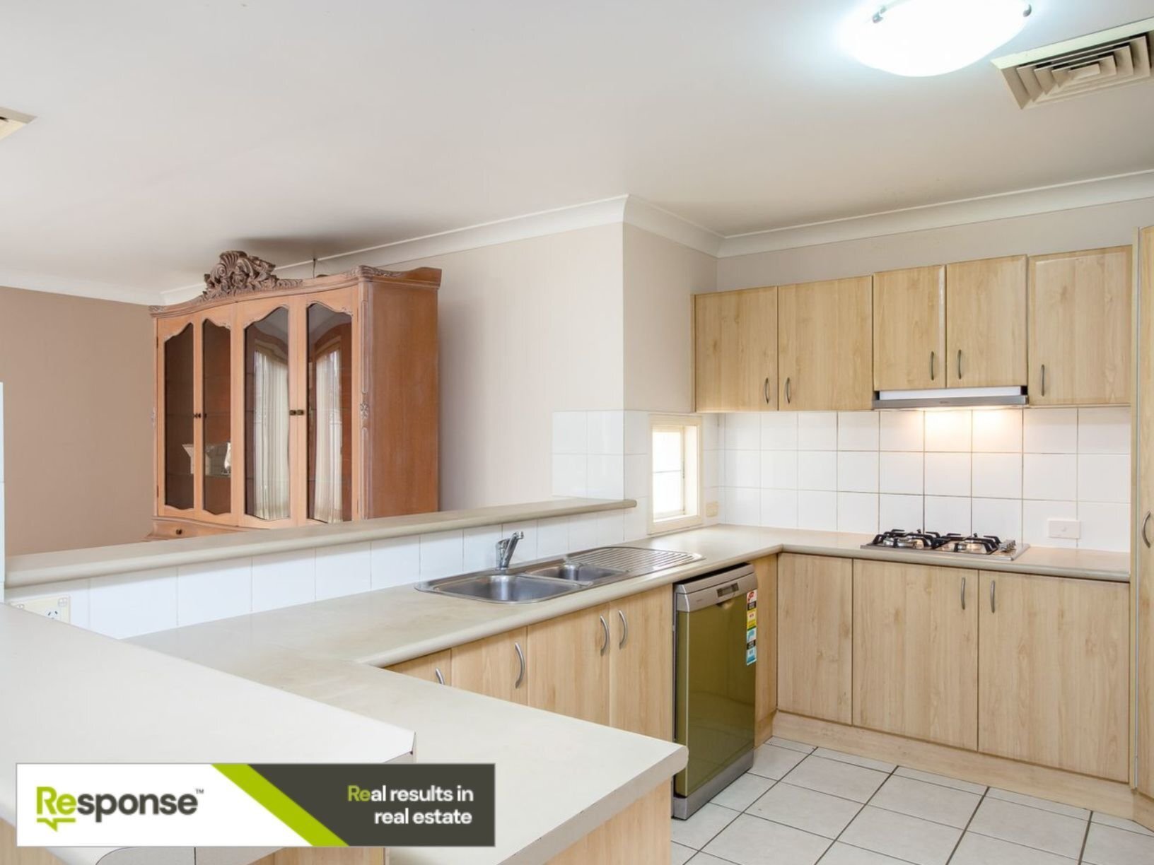 10 Tomko Grove, Parklea Leased by ResponseRE - image 1