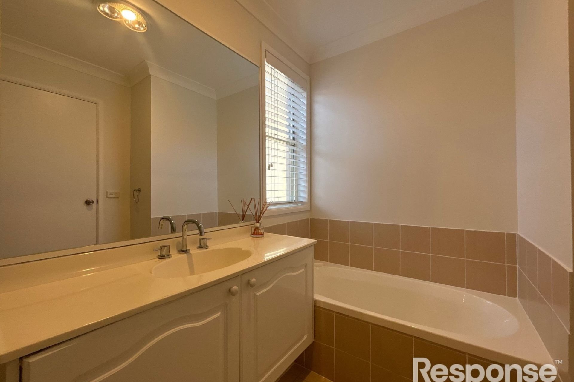 21 Skye Court, Kellyville Leased by ResponseRE - image 1