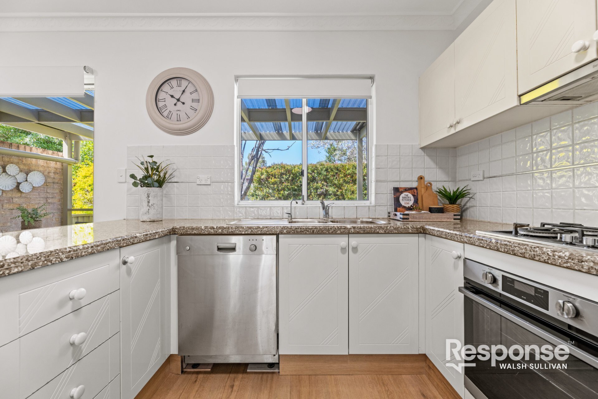 6/22-24 Pearce Street, Baulkham Hills Leased by ResponseRE - image 1