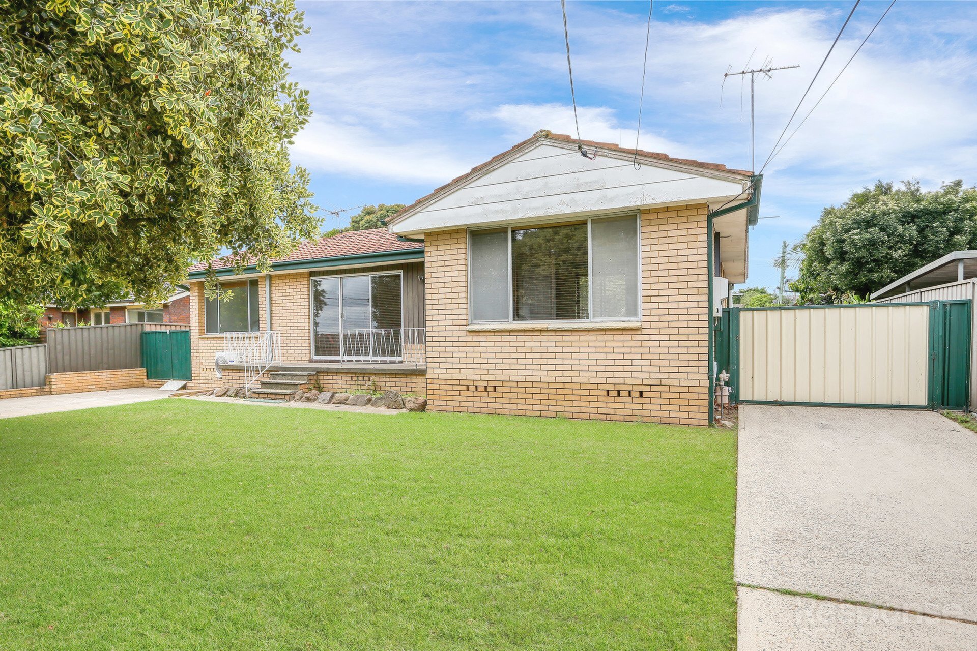 17 Thrift Street, Colyton Leased by ResponseRE Norwest - image 1