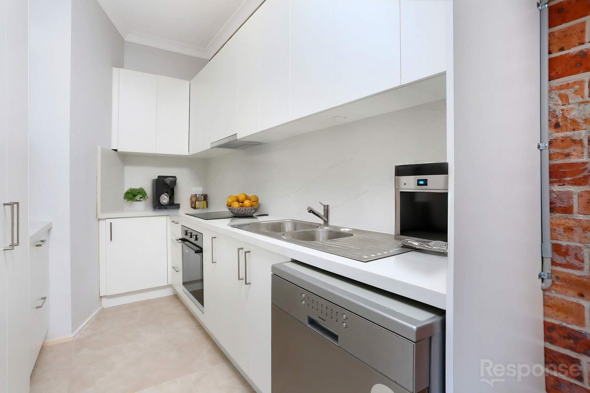 2/146 Douglas Road, Doonside Leased by ResponseRE Norwest - image 1