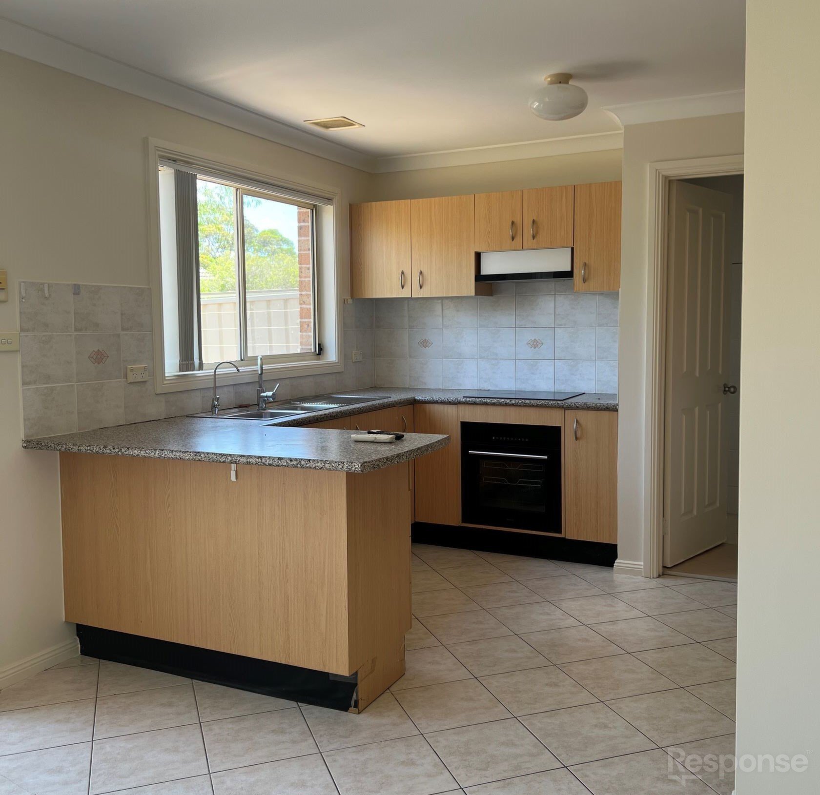 8/37 Patricia Street, Blacktown Leased by ResponseRE Norwest - image 1