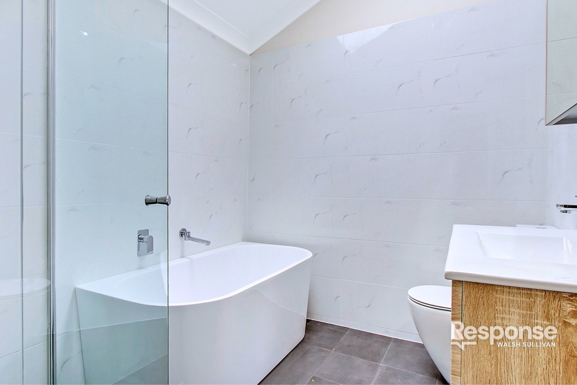 8/53 Brisbane Road, Castle Hill Leased by ResponseRE Walsh Sullivan Northmead - image 1