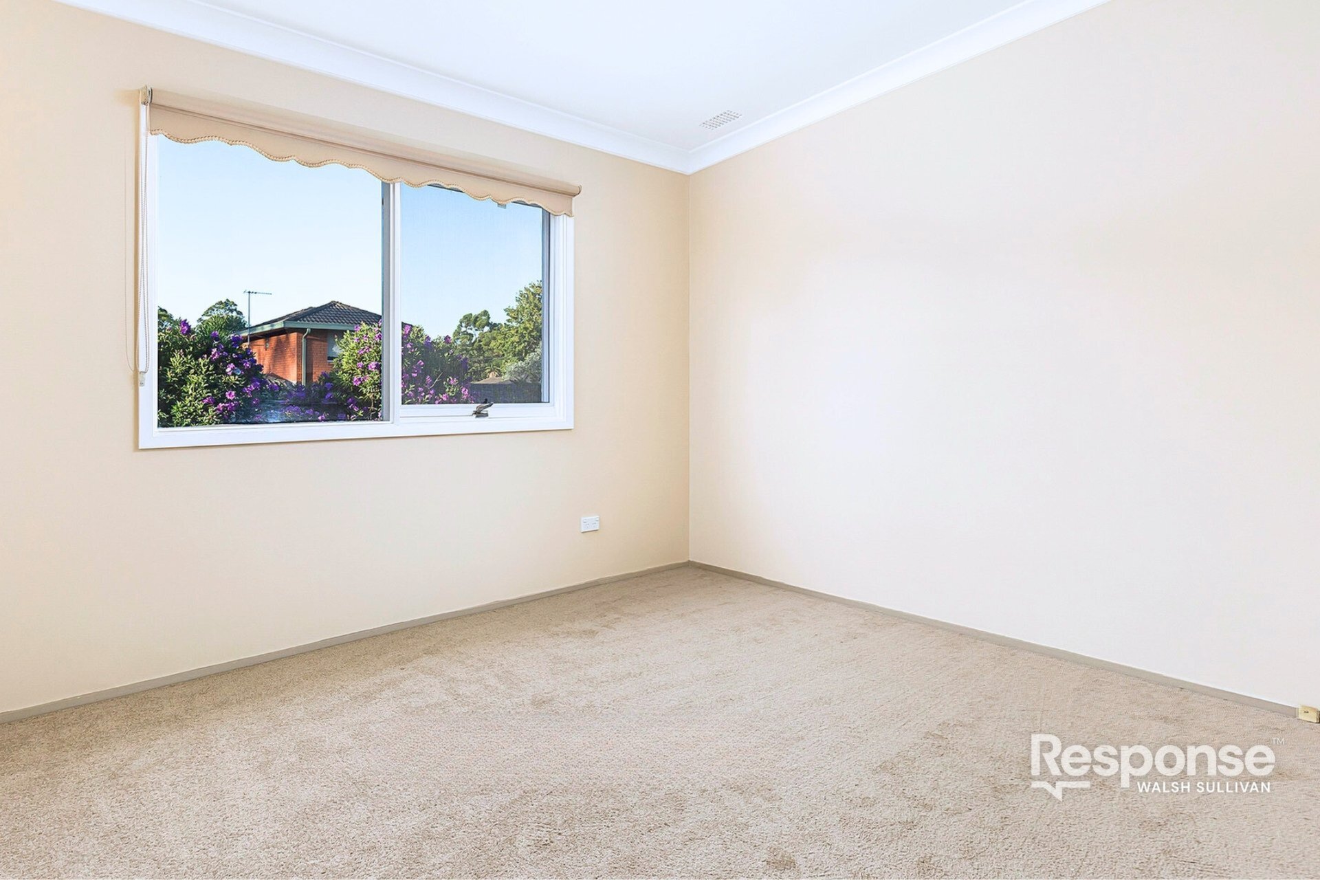 5 Ambleside Drive, Castle Hill Leased by ResponseRE Walsh Sullivan Baulkham Hills - image 1