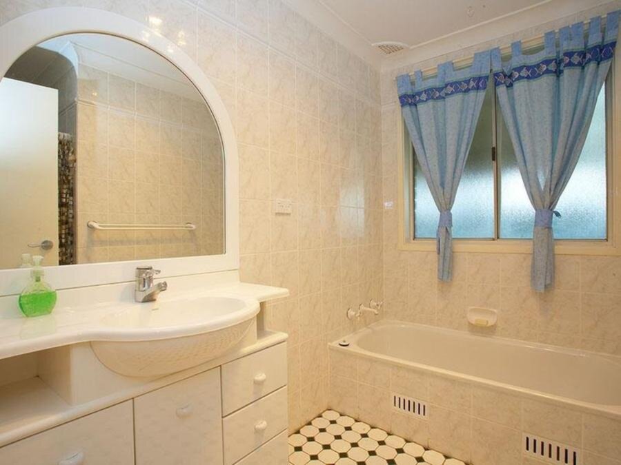 4 Rush Place, Quakers Hill Sold by ResponseRE Norwest - image 1