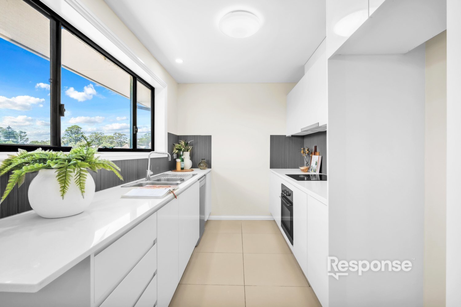 12/31 King Street, Penrith Sold by ResponseRE - image 1
