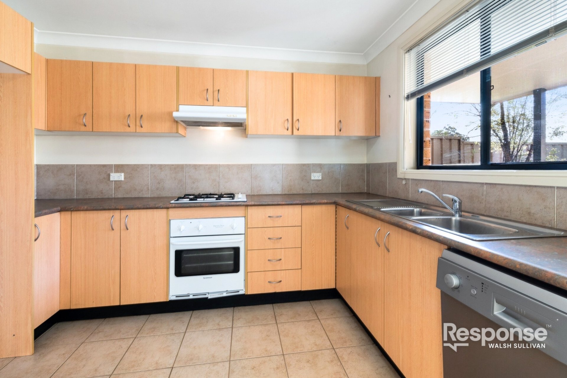9/12 Caloola Road, Constitution Hill Leased by ResponseRE Walsh Sullivan Baulkham Hills - image 1